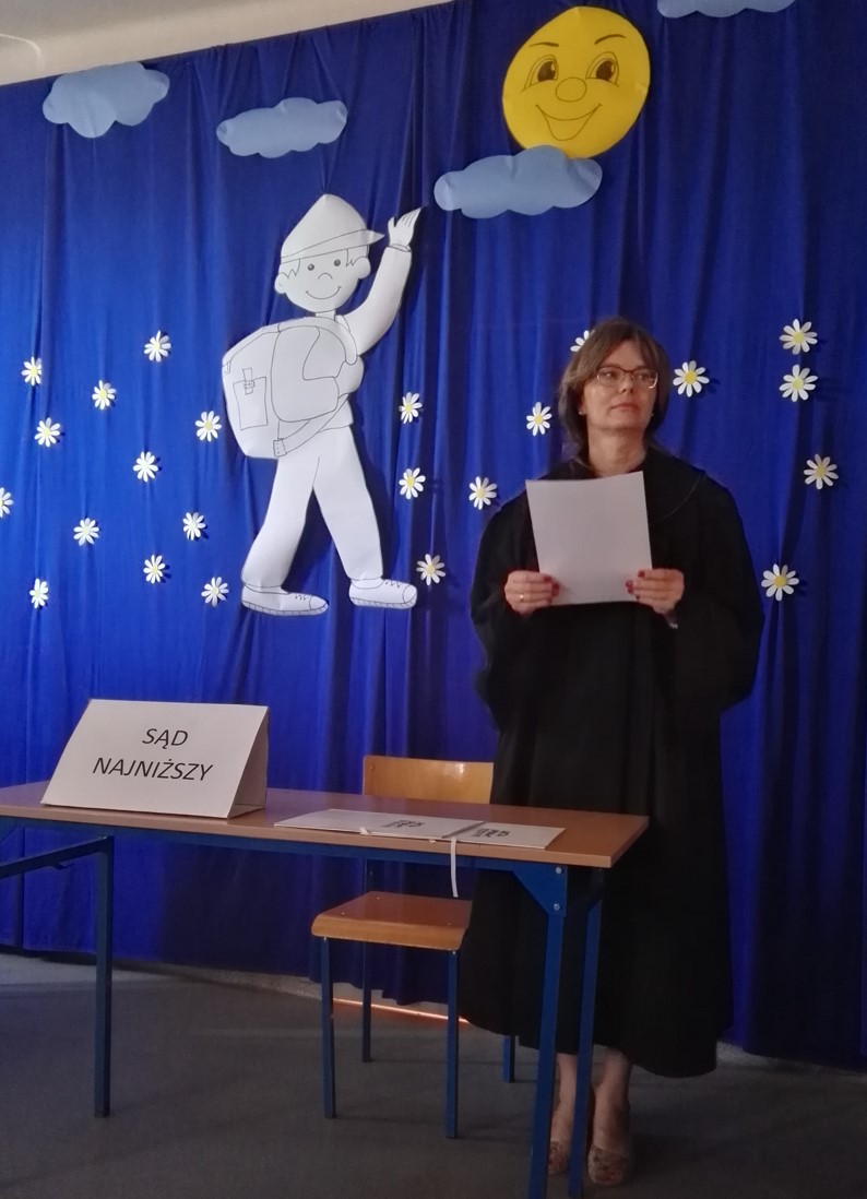 Uroczyste zakończenie roku szkolnego 2021/2022 – zdjęcie 13