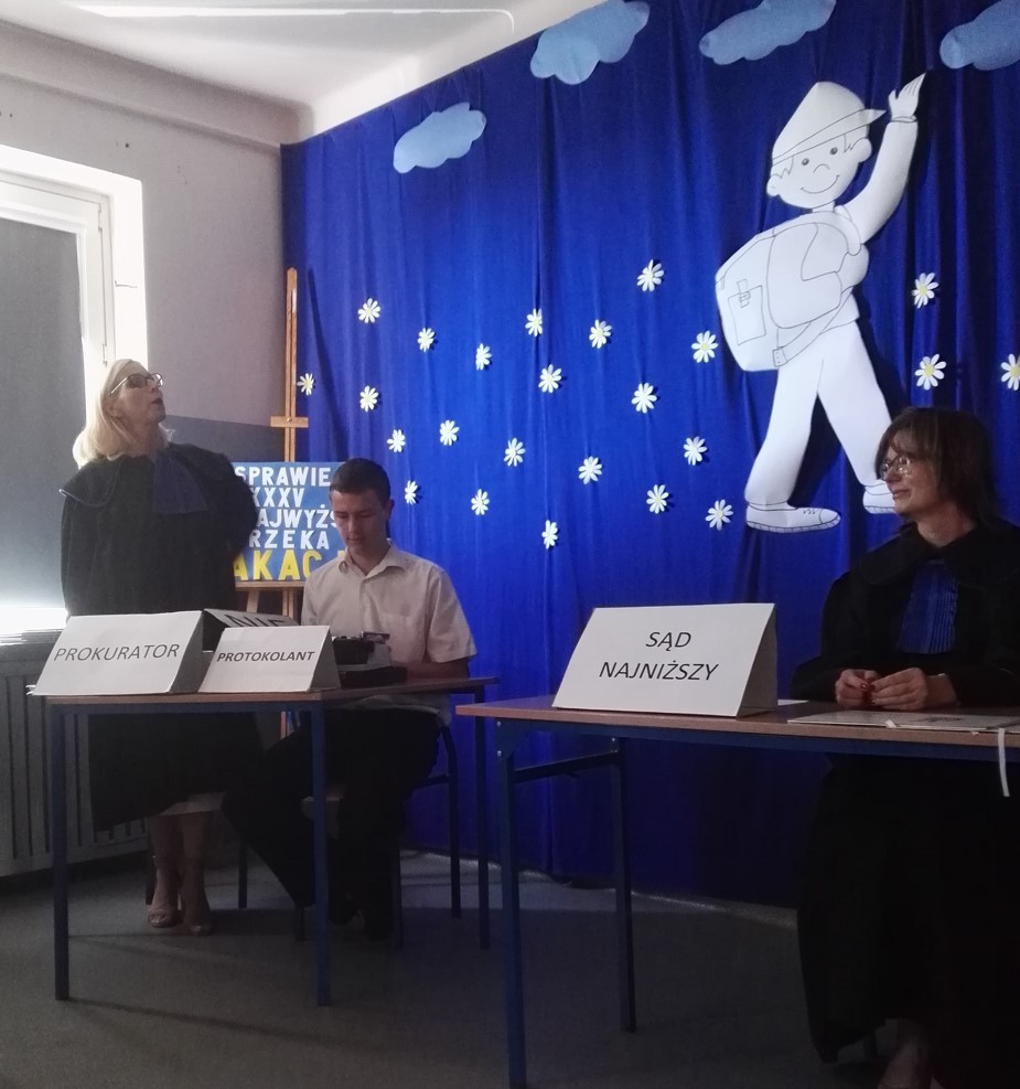 Uroczyste zakończenie roku szkolnego 2021/2022 – zdjęcie 10